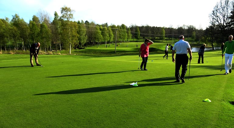 Golfbana vid Hudene